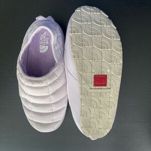 The North Face Women's ThermoBall Traction Mule V Slippers